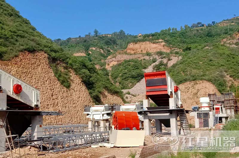 處理硬石料砂石現(xiàn)場 處理硬石料砂石現(xiàn)場