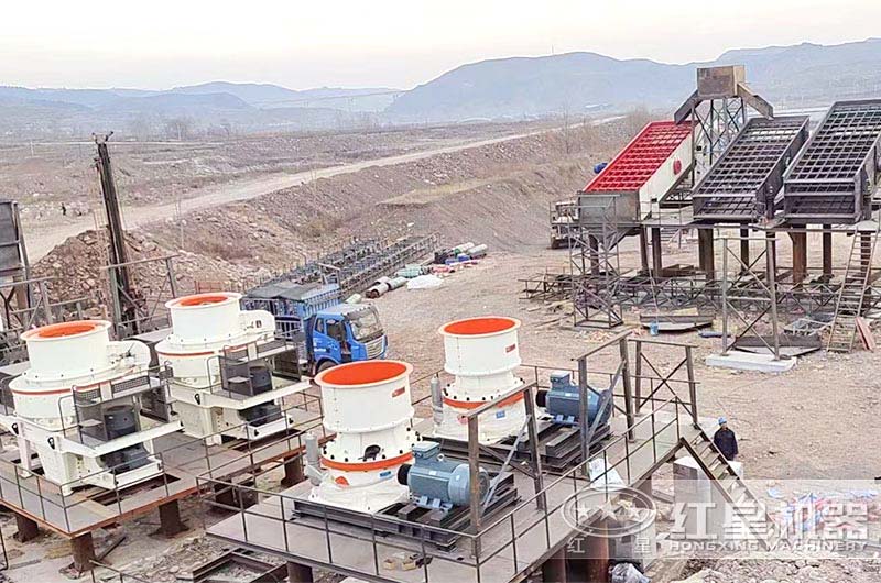 產(chǎn)量較大時(shí)建議選配多臺(tái)破碎設(shè)備組合作業(yè) 產(chǎn)量較大時(shí)建議選配多臺(tái)破碎設(shè)備組合作業(yè)