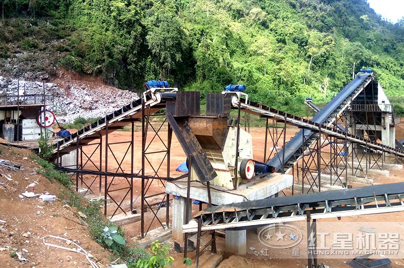 大理石廢料加工現(xiàn)場